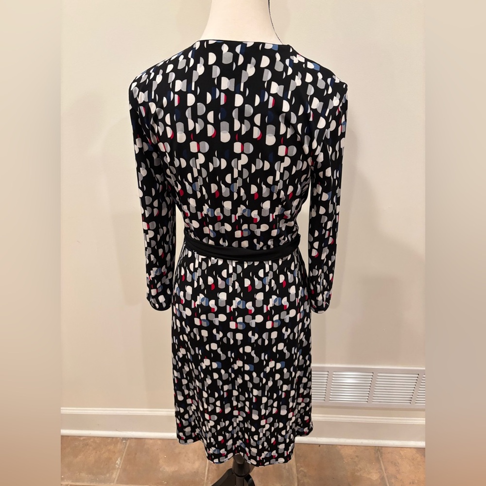 WHBM Faux Wrap Reversible Long Sleeve Jersey Dress-Black and Geometric, S - Picture 6 of 13